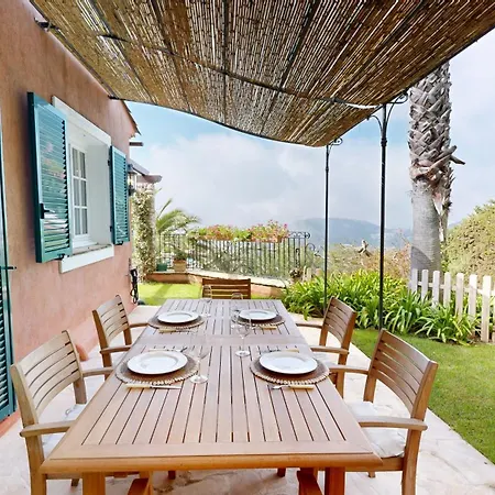 Ezea - Vue Et Charme Villa